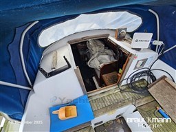 8jet8a7u1a.jpg