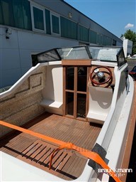 z5q0q1708f.jpg