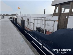 npw24vrtxk.jpg