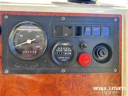 1rca6ga7gt.jpg