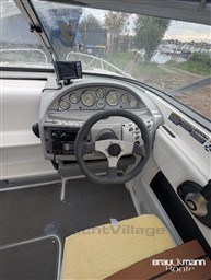 0l70z60zaj.jpg
