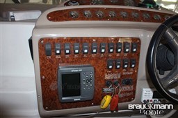 942buu3aa8.jpg