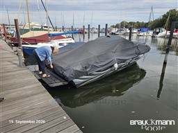 44bryc9ou9.jpg