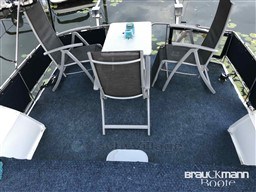 rx6p3e5i77.jpg