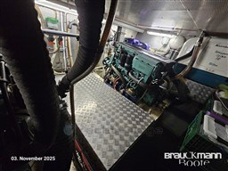 437n9jkt5i.jpg