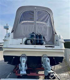 7m025uunoy.jpg