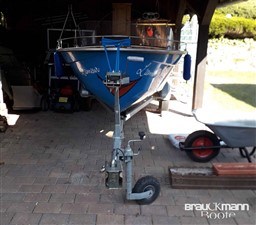 926ucy4nuq.jpg
