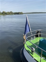 uq5zpxukst.jpg