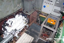 v2ehs11ype.jpg