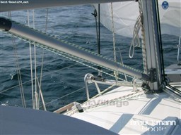 uabsd4vgt1.jpg