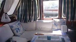 amc5yx24y5.jpg