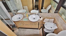 bagno cabina armatore