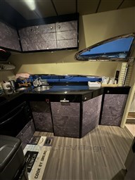 Ferretti 680 - 2002 (10).jpeg