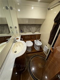 Ferretti 680 - 2002 (4).jpeg