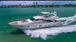 Ferretti 680 - 2002 (esterna).jpg