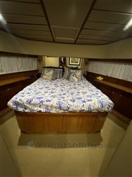 Ferretti 680 - 2002 (3).jpeg