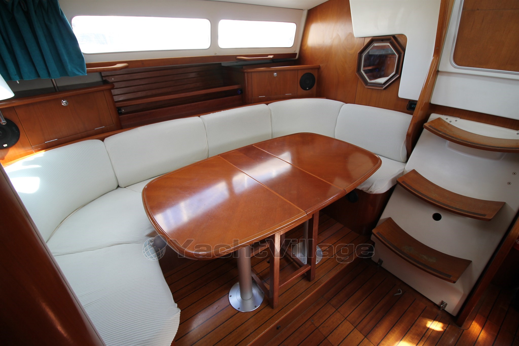 OCEANIS 40CC PHILIPPE PLAISANCE00020