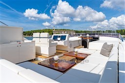 Van Der Valk_Nicostasia (49).jpg