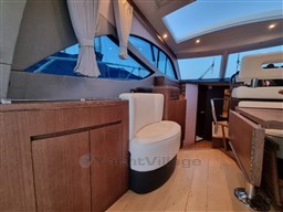 Galeon 390 HT (20).JPG