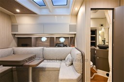 Cranchi M44 (26 of 62)