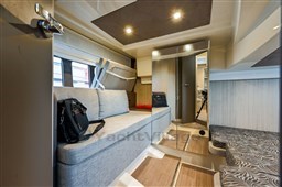 Cranchi M44 (12 of 62)