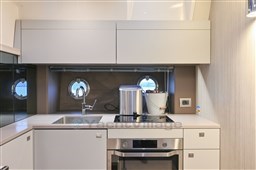 Cranchi M44 (24 of 62)