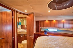 Sunseeker Predator-29.jpg