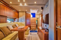 Sunseeker Predator-45.jpg