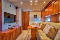 Sunseeker Predator-41.jpg