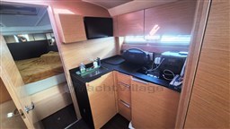 BAVARIA S36 (16).jpg