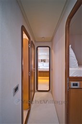 Ferretti 681_i (32).jpg