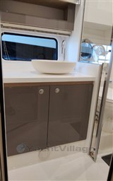 Cranchi Z35_8007 (5).png
