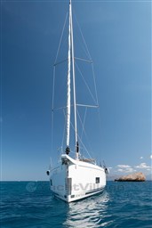 Oceanis_46_1_3.jpeg