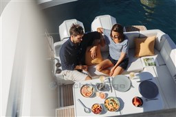 ANTARES-9-NEW_IMAGE_INT_COCKPIT (2).jpg