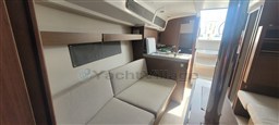 Oceanis 34.1_7.jpeg