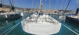 Oceanis 34.1_3.jpeg