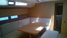 Dufour_460_GL_10.jpg