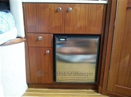 ALBEMARLE 330 XF - 2008-006