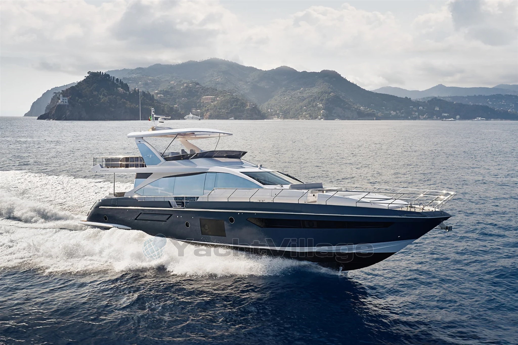 Azimut-72-Yacht-Solstice-1.jpg