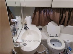 WhatsApp Image 2025-10-21 at 15.43.20 (1).jpeg