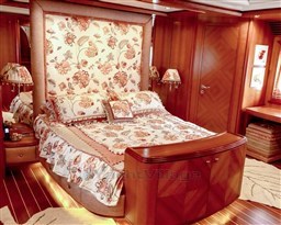 WhatsApp Image 2025-10-27 at 12.46.44 (1).jpeg