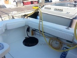 ALBEMARLE 330 XF - 2008-005 - Copia