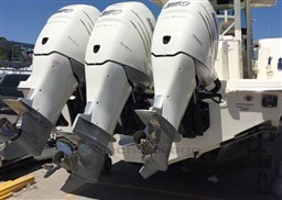 boston-whaler-outrage-38-76312020222651556557525155674570x