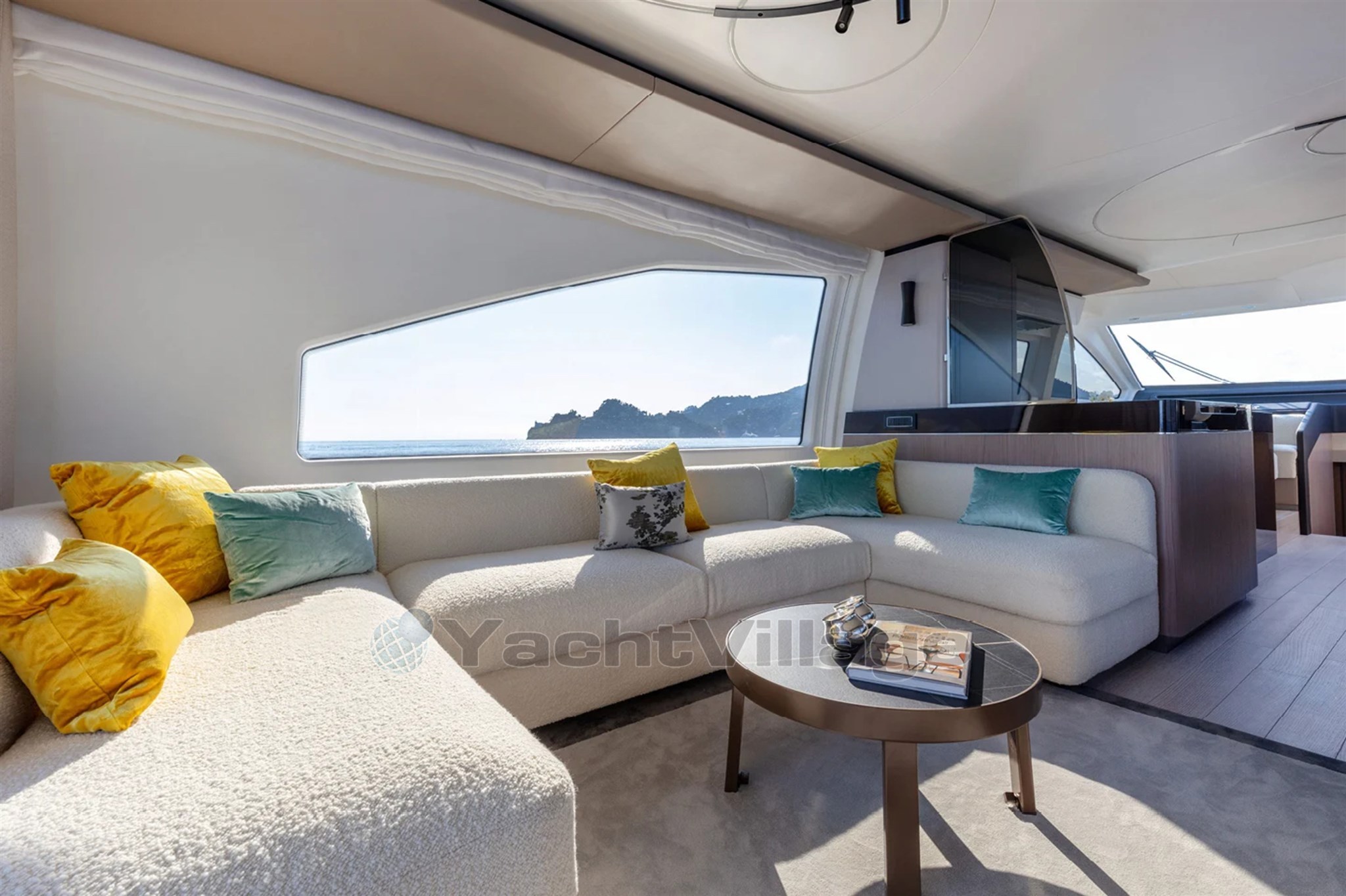 Azimut-72-Yacht-Solstice-21.jpg