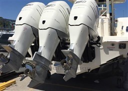 boston-whaler-outrage-38-76312020222651556557525155674570x