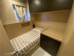 WhatsApp Image 2025-11-13 at 16.44.12 (6).jpeg