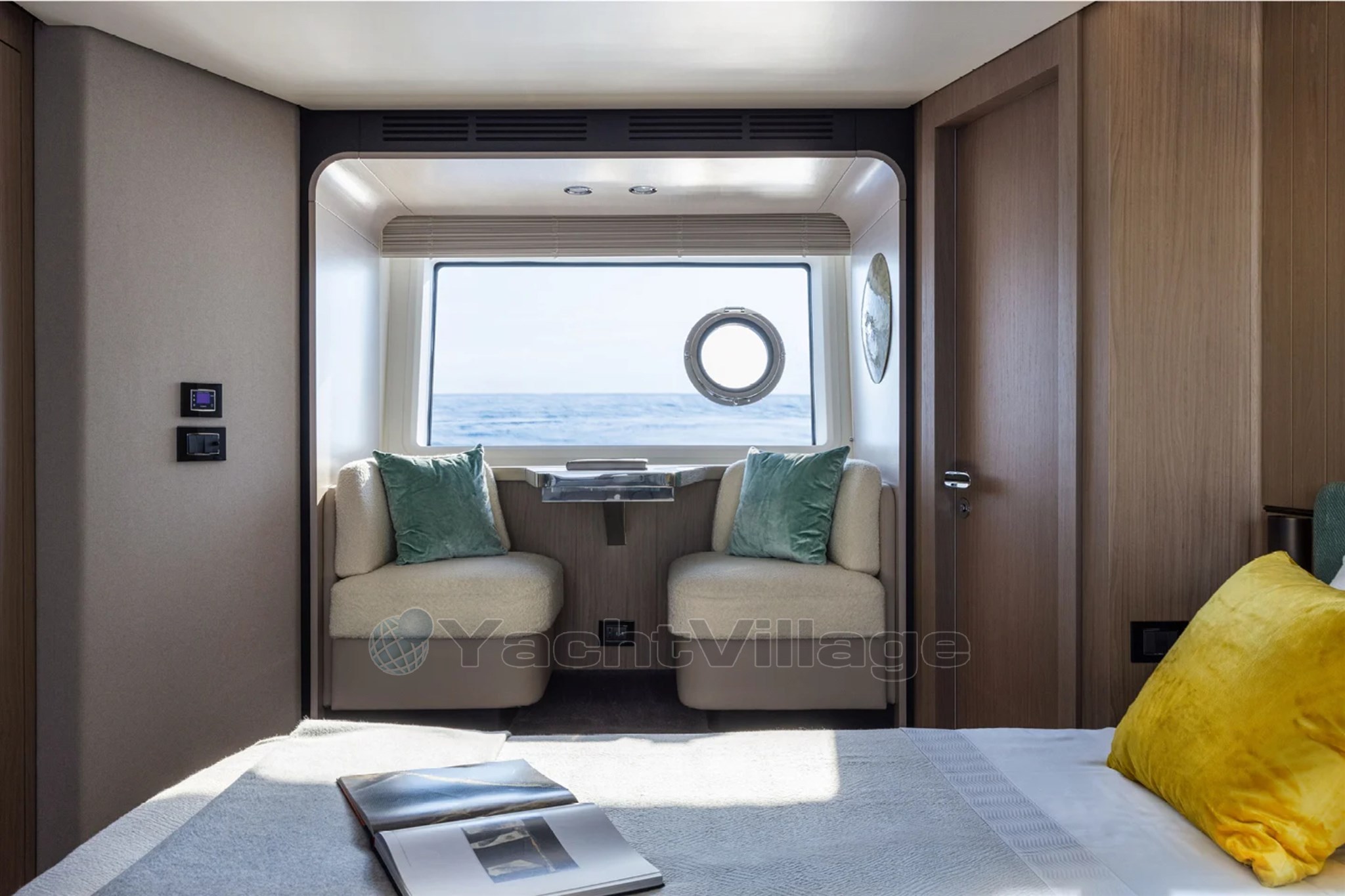 Azimut-72-Yacht-Solstice-27.jpg