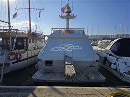 02.jpg