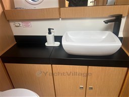 Bavaria 420 2014-15.jpeg