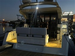 Bavaria 420 2014-3.jpeg